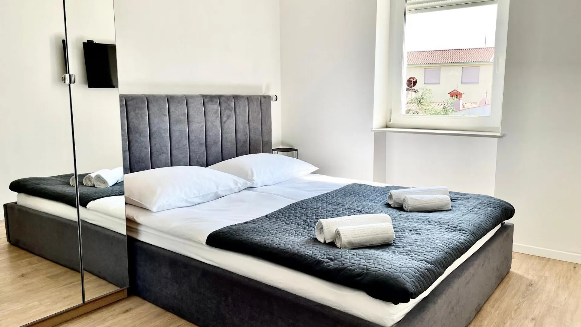 The Rise Studio Apartments Pula Croatia