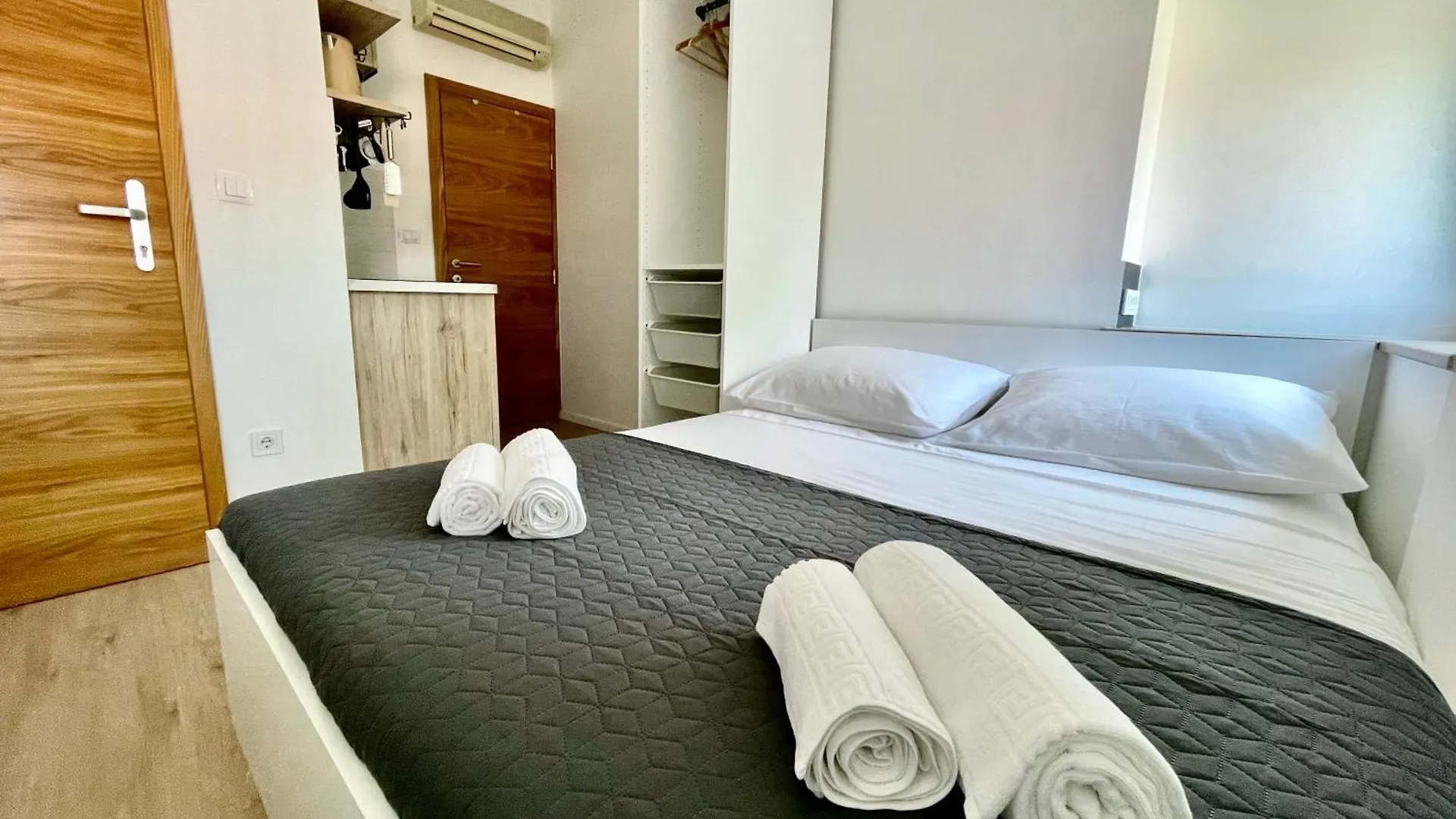 The Rise Studio Apartments Pula